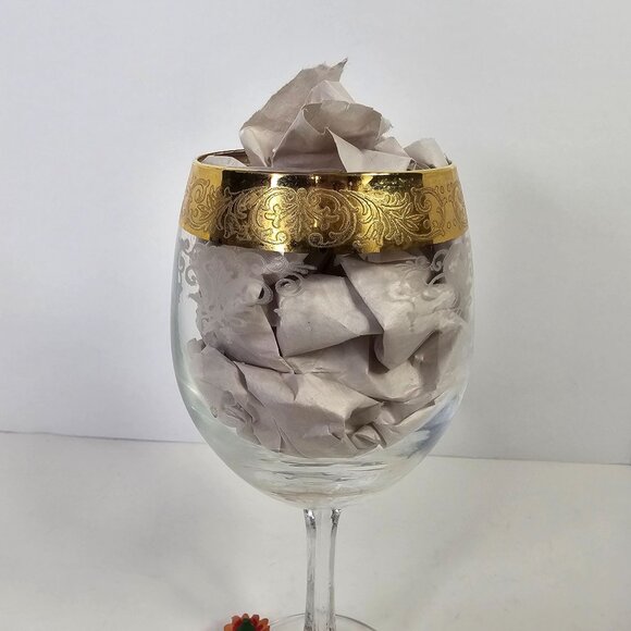 Vintage Gold Encrusted Etched Crystal Grape Pattern 6.5" Stem Wine Glasses 4 - Picture 7 of 12